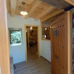 بيت للعطل Casa Del Pastor Matalbaniega