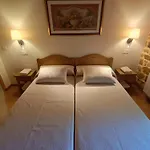 Casa Del Pastor بيت للعطل Matalbaniega