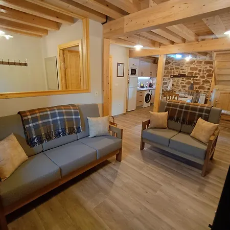 Casa Del Pastor بيت للعطل Matalbaniega